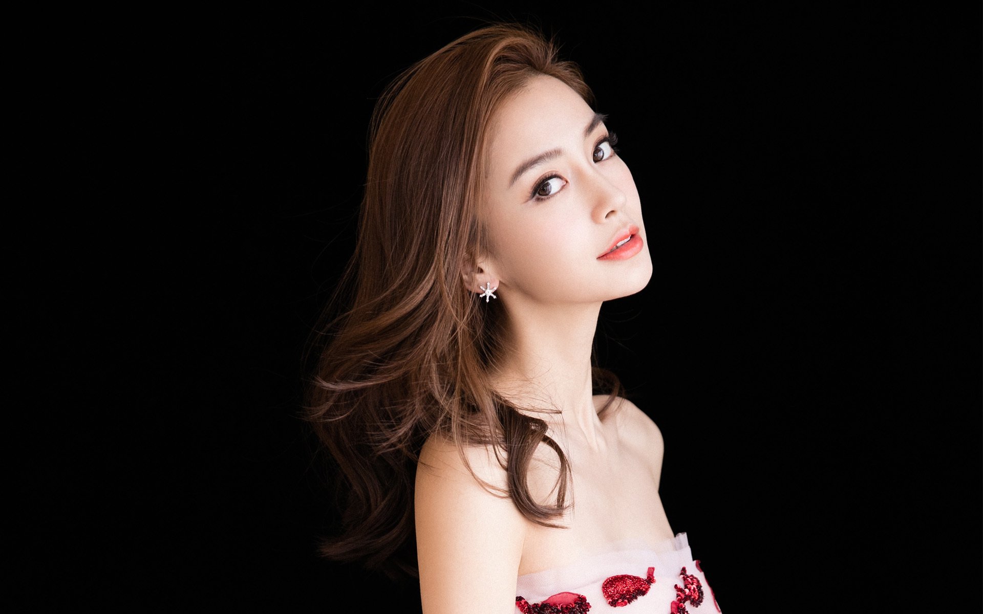 熊猫体育-西甲神级扑救：门神一出，天伦地韵！，西甲传奇门将