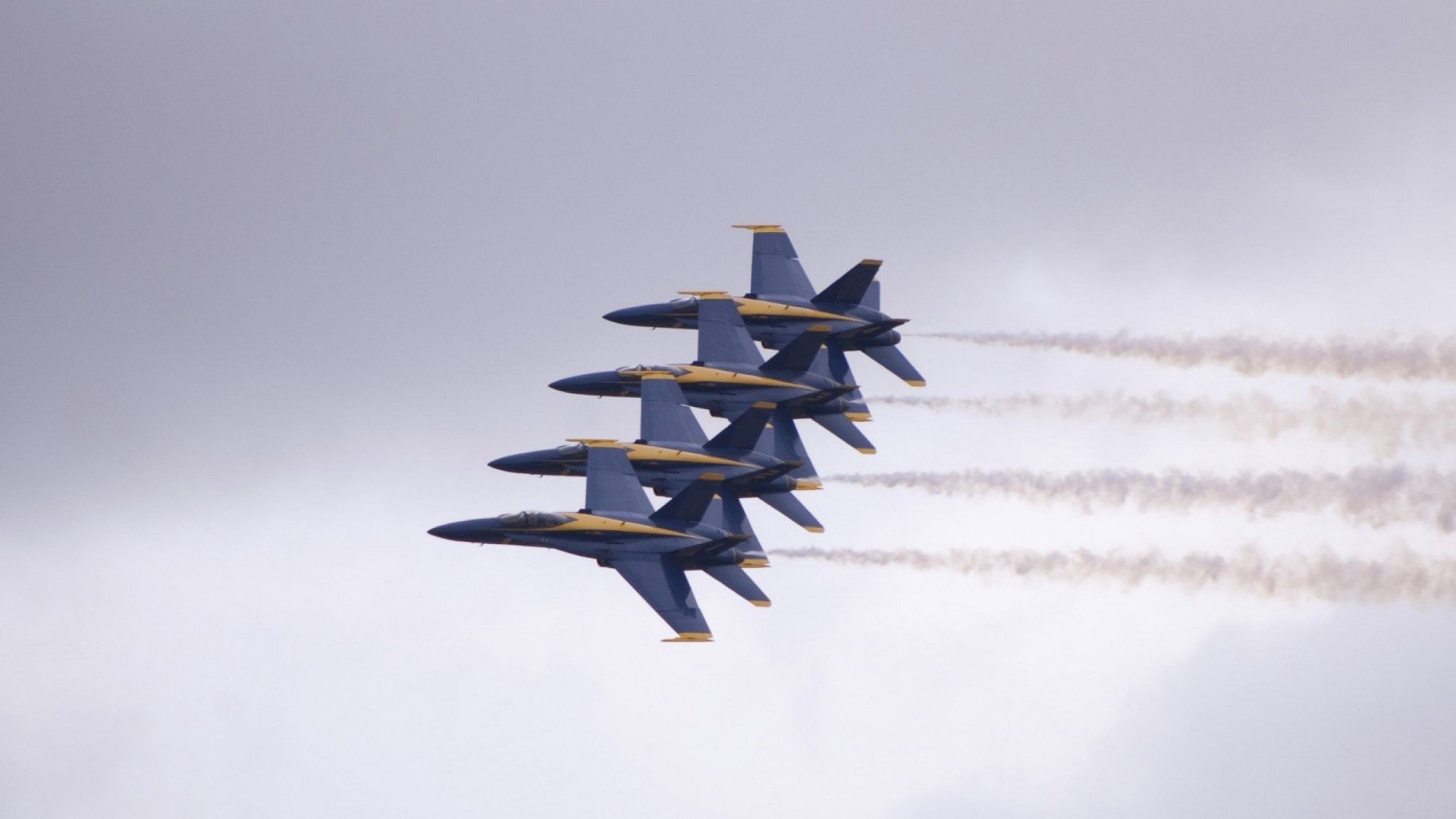 熊猫体育在线-跳水稳健输出比利时锁定奖牌，跳水比分划掉